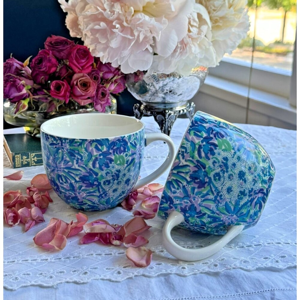 Lilly Pulitzer Set 2 Mugs Blue Green Floral Tropical Print Preppy Coastal Cups - Picture 2 of 16